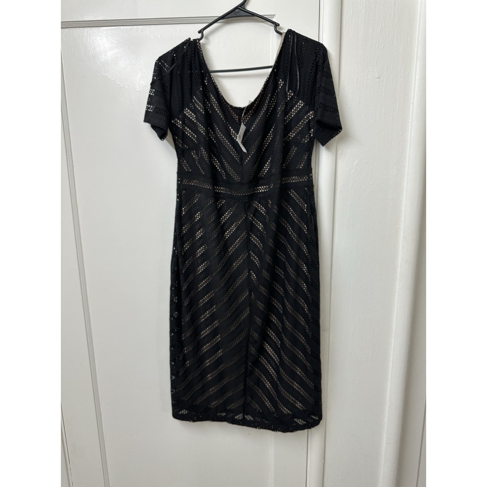 MOTHERHOOD MATERNITY black Eyelet Poly Stretch Knee‎ Length Straight Dress Large